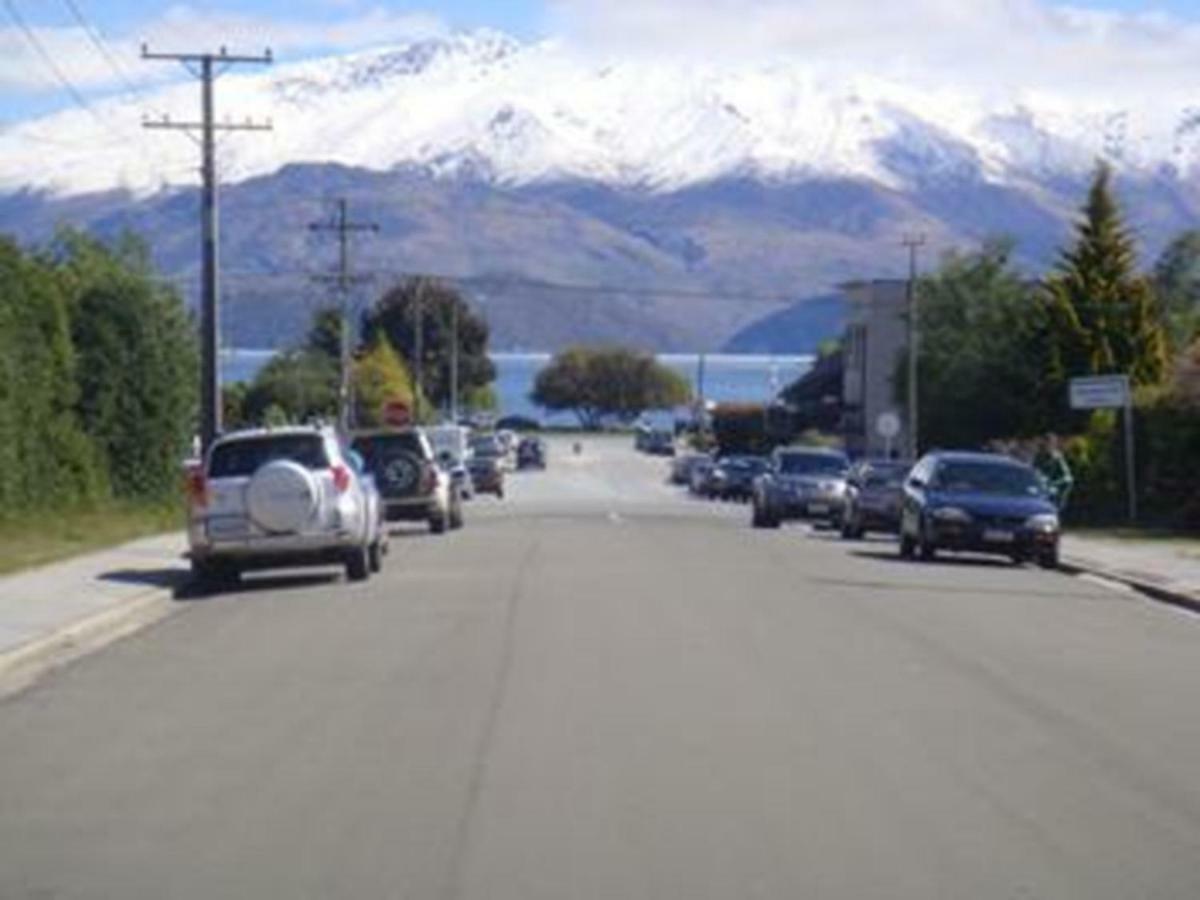 Wanahaka - Lake Wanaka & Town At Your Door エクステリア 写真